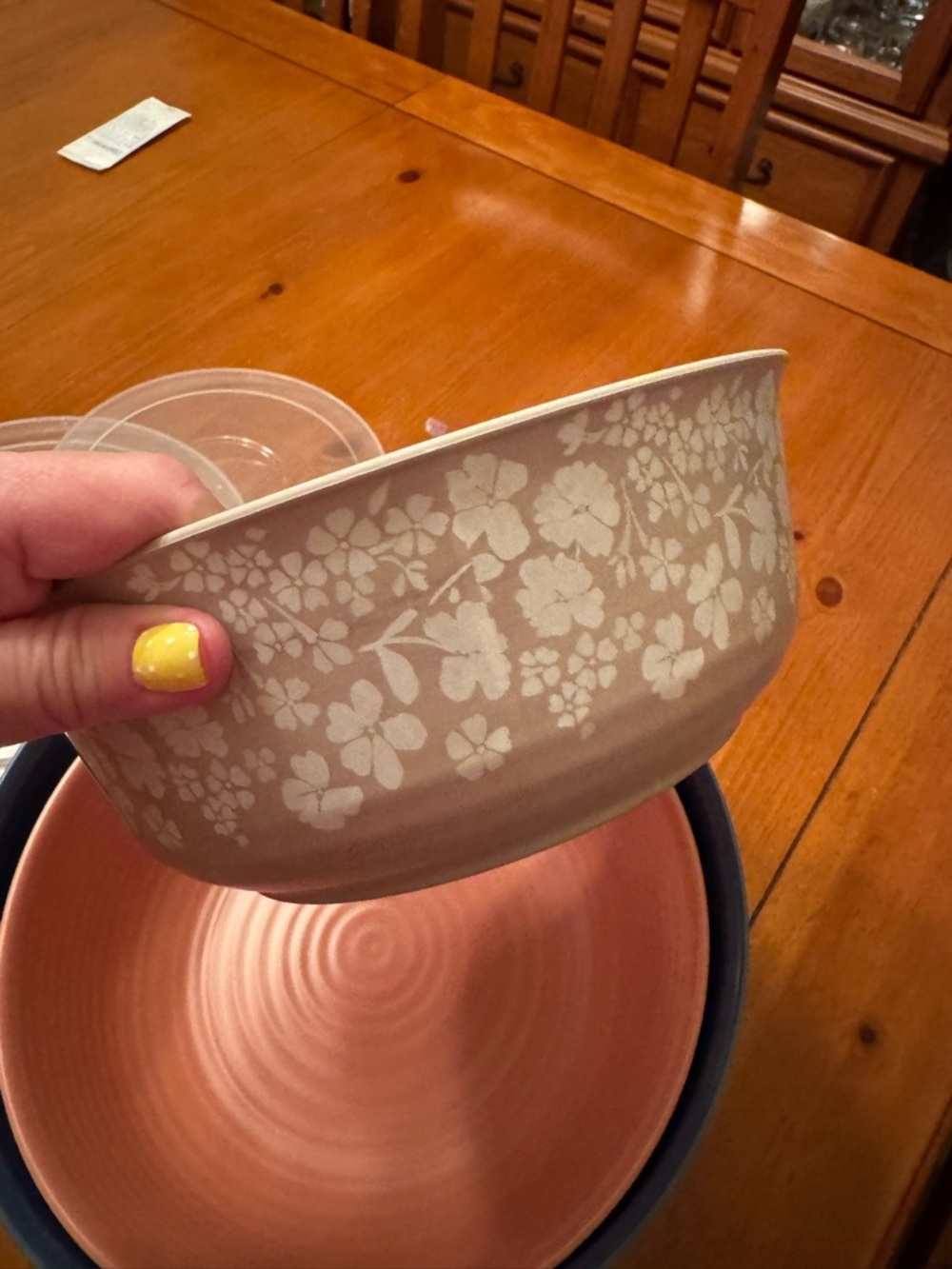 The Pioneer Woman 6-Piece Melamine Nesting Mixing Bowl Set with Lids - Floral - Picture 6 of 7